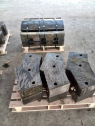 ボールミルに耐性ライナーを着用します